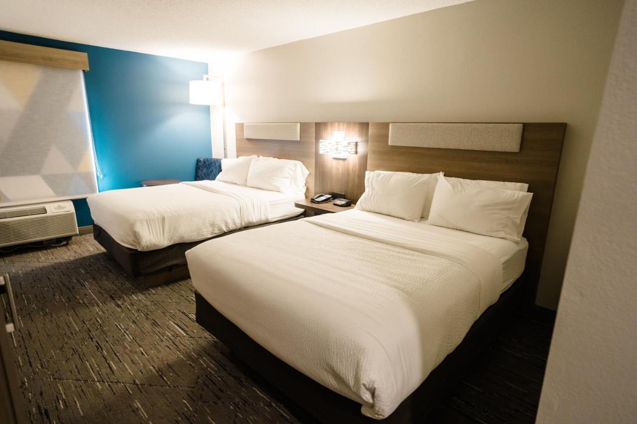 Express & Knoxville-north-i-75 Exit 112 By Ihg